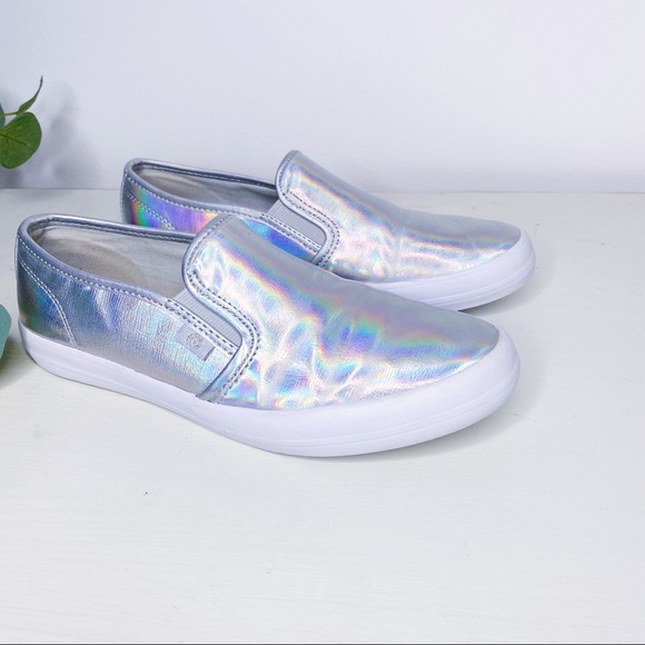 guess holographic shoes